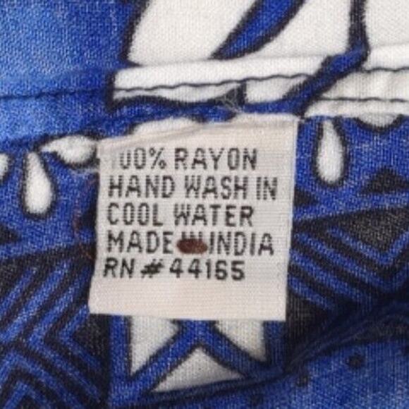 VTG Blue Sky Hawaiian Floral 100% Rayon Button Up Collared Sleeveless Blouse M - Picture 4 of 4